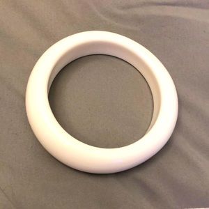 SALE!!! CHUNKY WHITE BRACELET 🤩🤩🤩🔥🔥